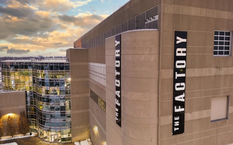 莎阿南 — 大吉隆坡首屈一指的工业地址